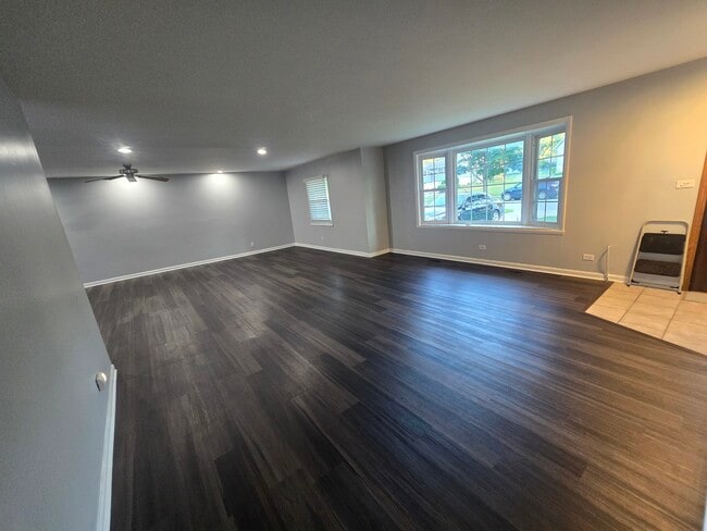 Photo - 1430 Hartmann Dr