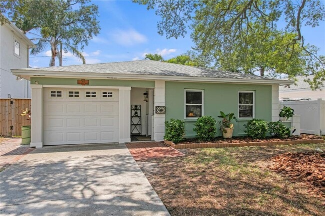 Photo - 508 Columbia Dr