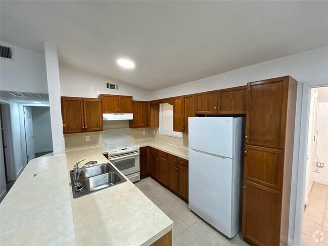 Building Photo - 417 SW 25th Terrace Rental