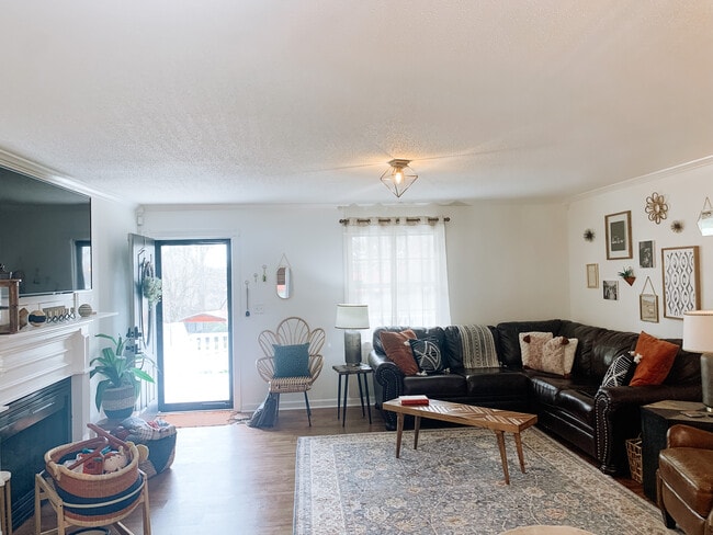 Photo - 178 Westwood Cir