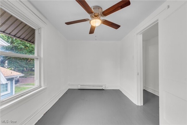 Building Photo - 508 Hammel St Unit 3