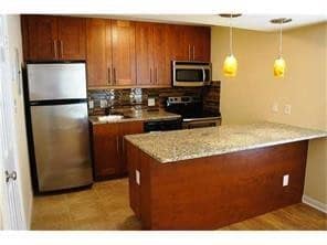 Building Photo - 7685 Northcross Dr Unit 926