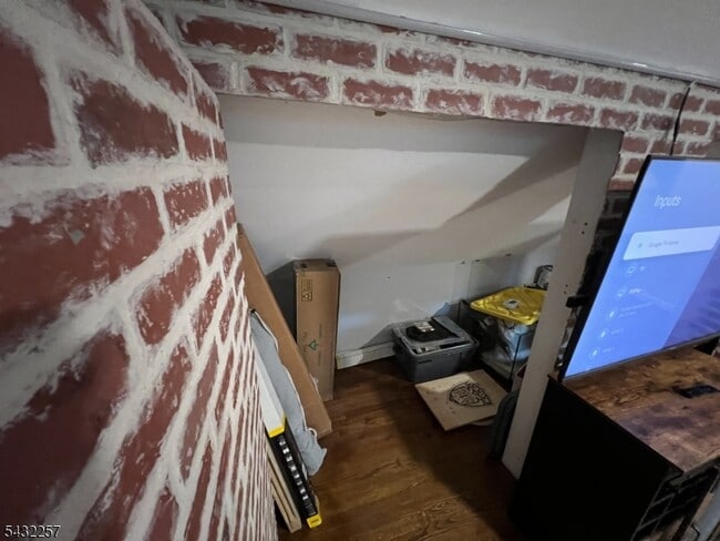 Photo - 120 Stone St Unit 3
