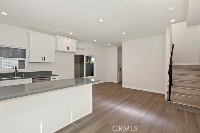 Photo - 3657 Mountain View Ave