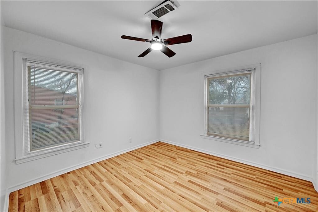 Photo - 1204 Toliver St Casa