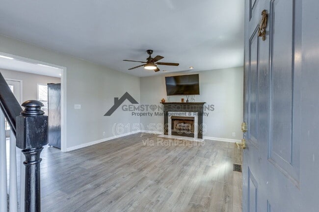 Photo - 500 Windy Rd