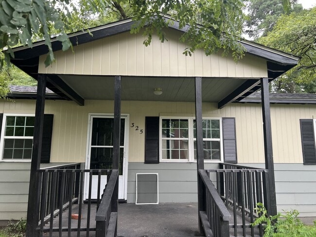 Building Photo - RENTAL HOME 3BD/1BTH