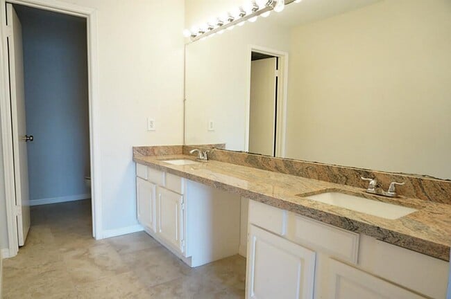 Photo - 1511 Bradney Dr