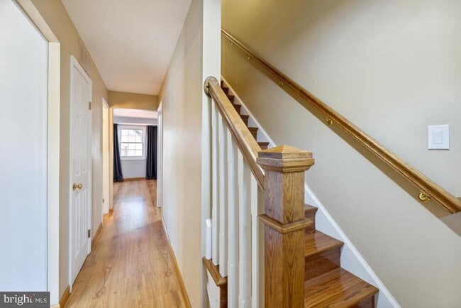 Photo - 7448 Pohick Rd