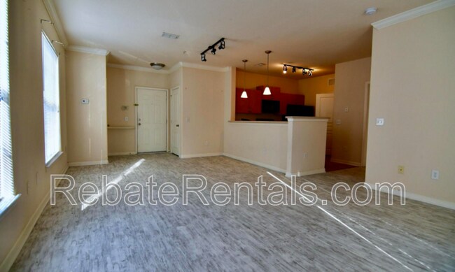 Photo - 8290 Gate Pkwy W Unit #137