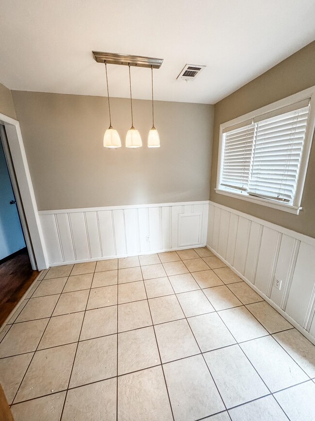 Photo - 296 N Yates Rd
