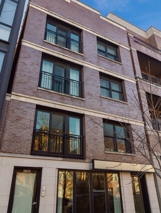 Photo - 2205 W Roscoe St Condo Unit 2
