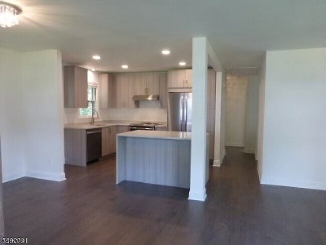 Photo - 19 Hewetson Rd