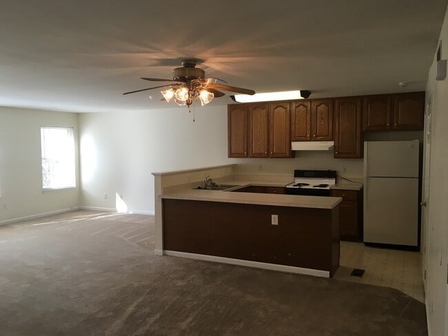 Photo - MFI Single Family, Heather Road Unidad 84