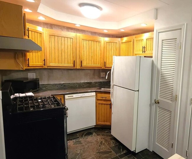 Photo - 10840 Kilpatrick Ave