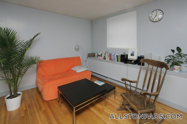 Photo - 20 Armington St Apartment Unit 21