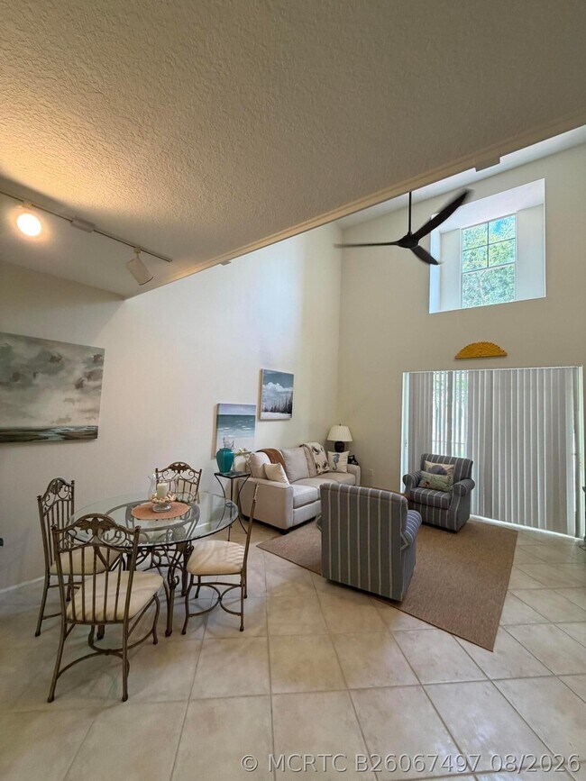 4823 Chancellor Dr Unit 23