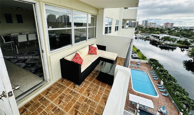 Photo - 401 Golden Isles Dr Unit 910