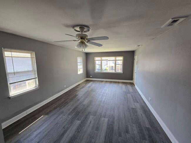 Photo - 722 N Center St