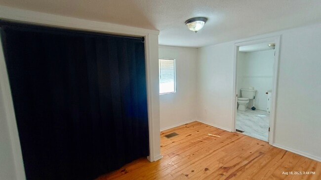 Photo - 115 Deerfield Rd