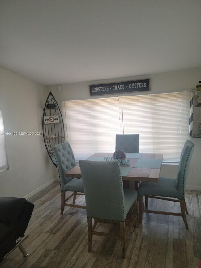 Photo - 3201 Canal Dr Unit 2