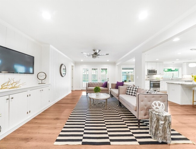 Photo - 4309 Stillbrooke Dr