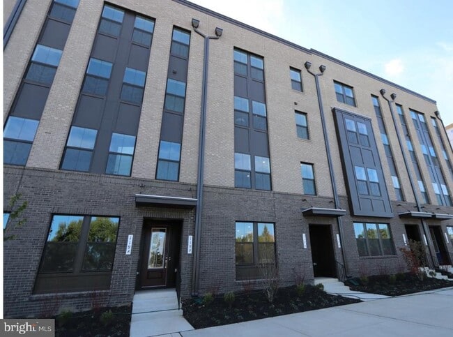 Photo - 117 E Cromwell St Unidad A