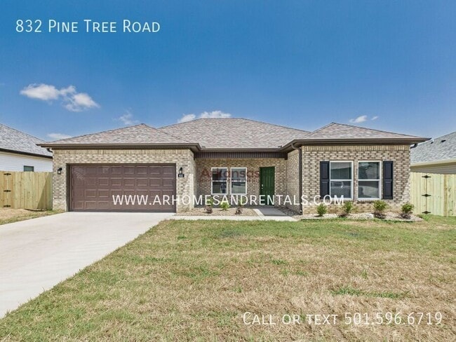 Building Photo - 832 Pine Tree Rd