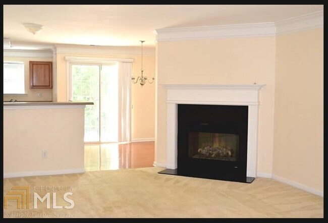 Photo - 718 Crestwell Cir SW