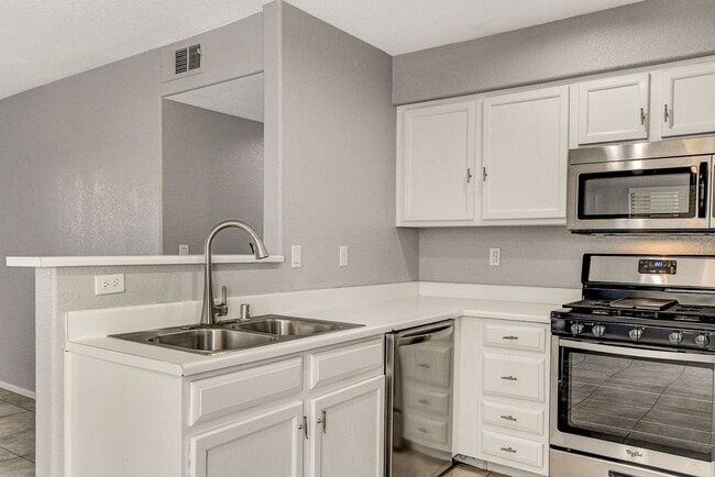 3120 Tarpon Unit Tarpon #101