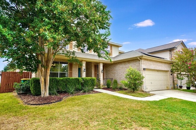 Photo - Gorgeous 5-Bedroom, 3.5-Bathroom Home Near...