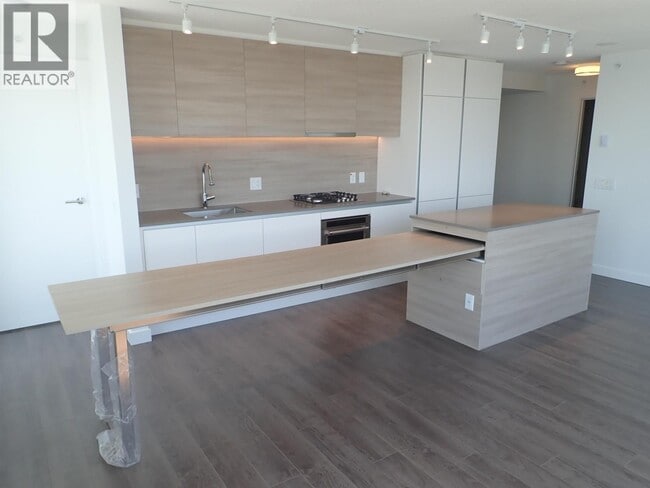 Photo - 908 Quayside Dr Unit 2305