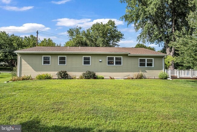 101 Kim Acres Dr