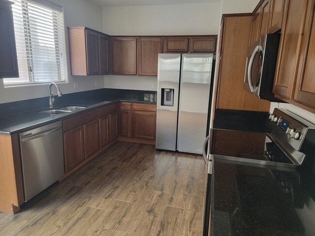 Building Photo - 5346 W Chisum Trl Unit Chisum