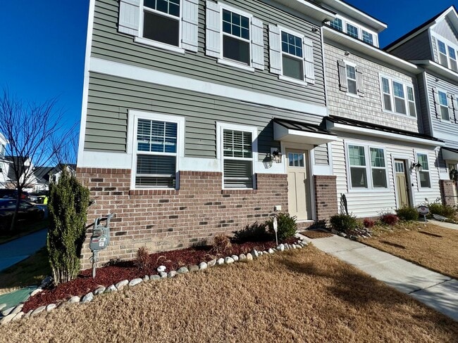 Photo - New Contruction Rental in the Reserve of Grassfield