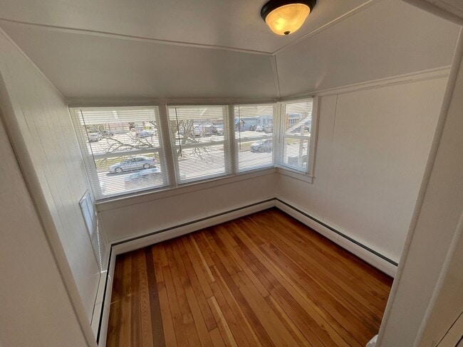 Photo - 215 N 5th St Unit 3