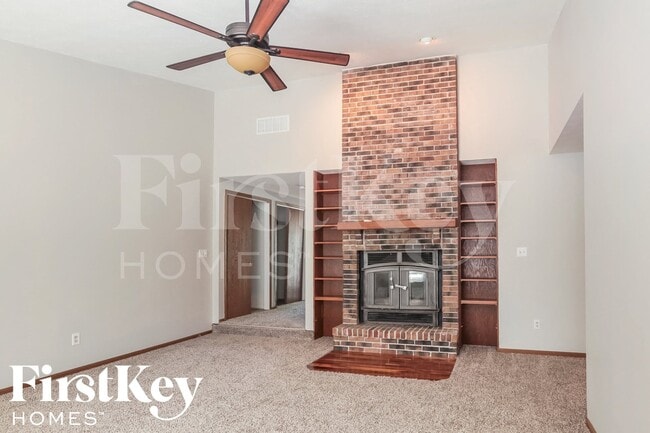 Photo - 6921 Mapleton Ct