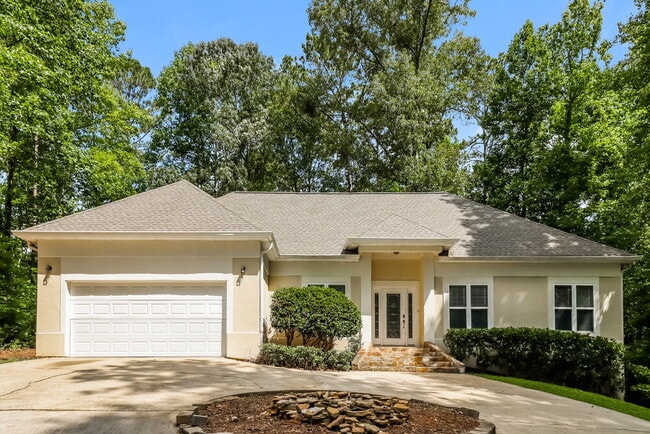 Building Photo - 4048 Golfview Ct Rental