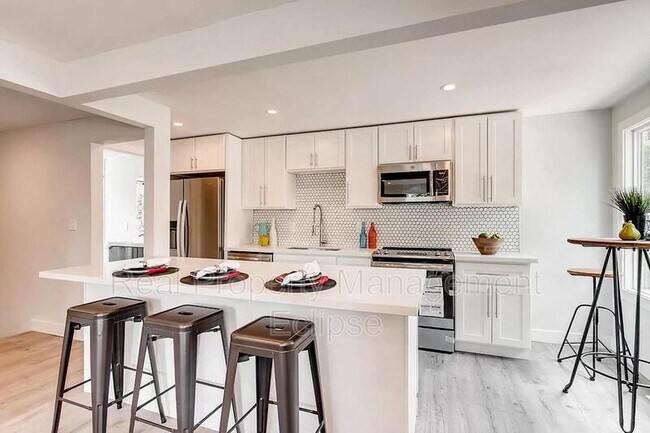 Photo - 1628 Martin Luther King Jr Way Unit 1628