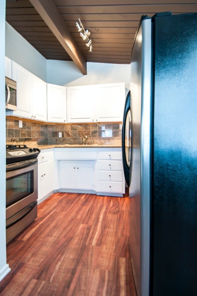 Photo - 72458 Sunnyslope Dr