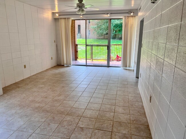 Photo - Blacksburg, 2BR / 1 BA, Available