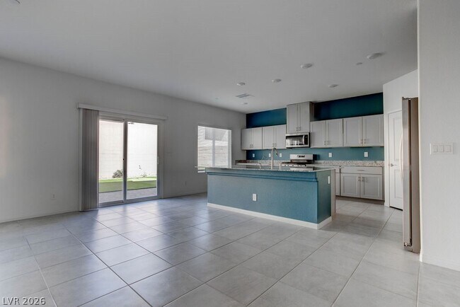 Photo - 10944 Meridian Flds Ave