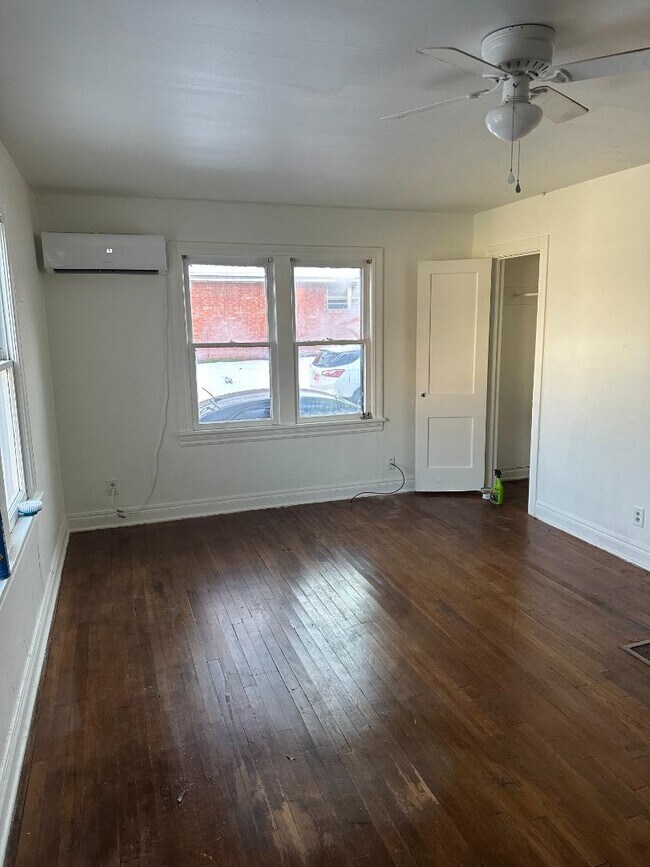 Photo - 644 N Bell Ave Apartamento