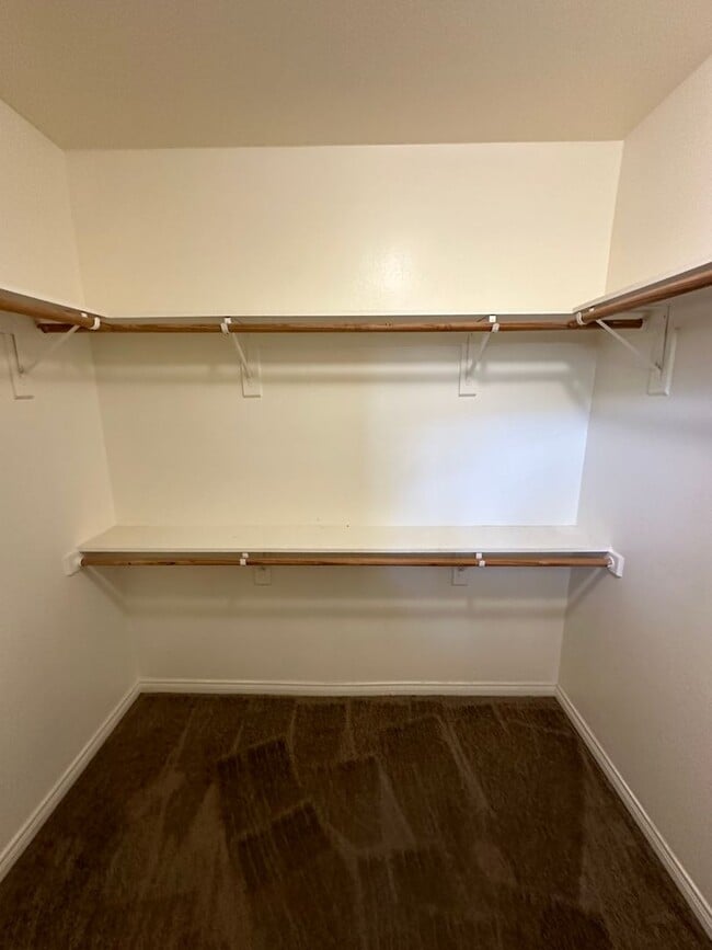 Photo - Spacious and inviting 4-bedroom, 2-bathroo...