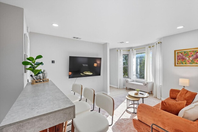 Photo - 1443 Marlene Pl Unit SI ID1514819P