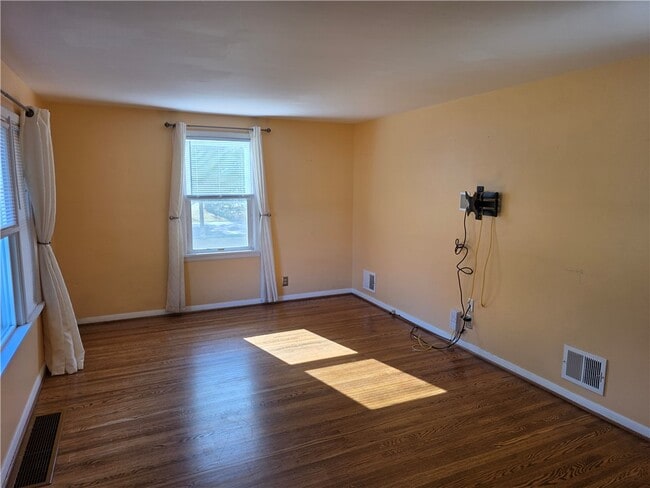 Photo - 264 Harvest Dr