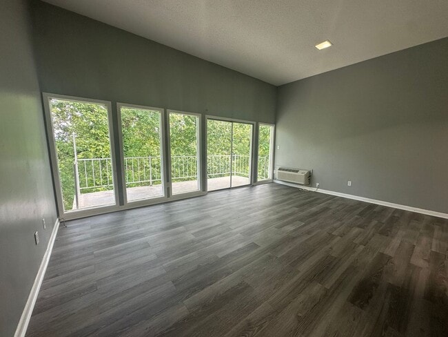 Photo - 4232 Aquarius Dr Unidad APT 136