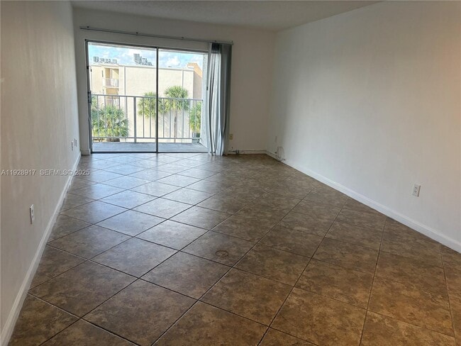 Photo - 7747 SW 86th St Unidad D-411
