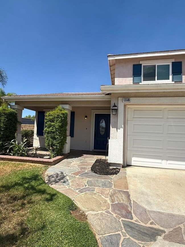 13506 Margaret Ln