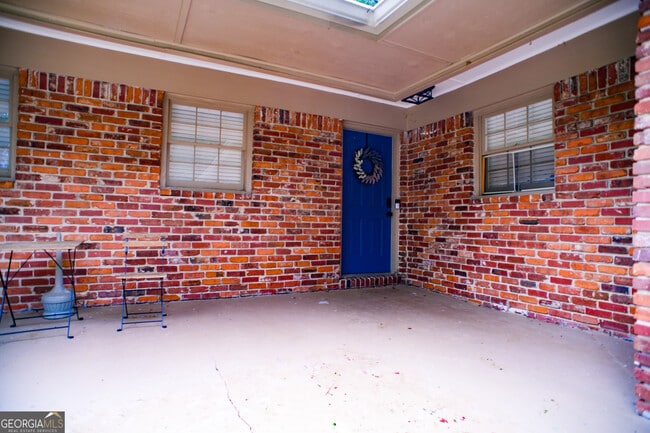Building Photo - 3682 Rockbridge Rd SW Rental